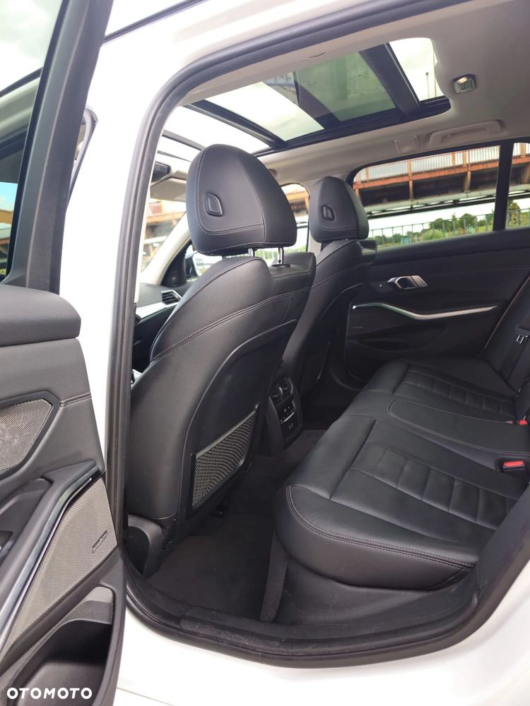 BMW Seria 3 320d Advantage sport - 13