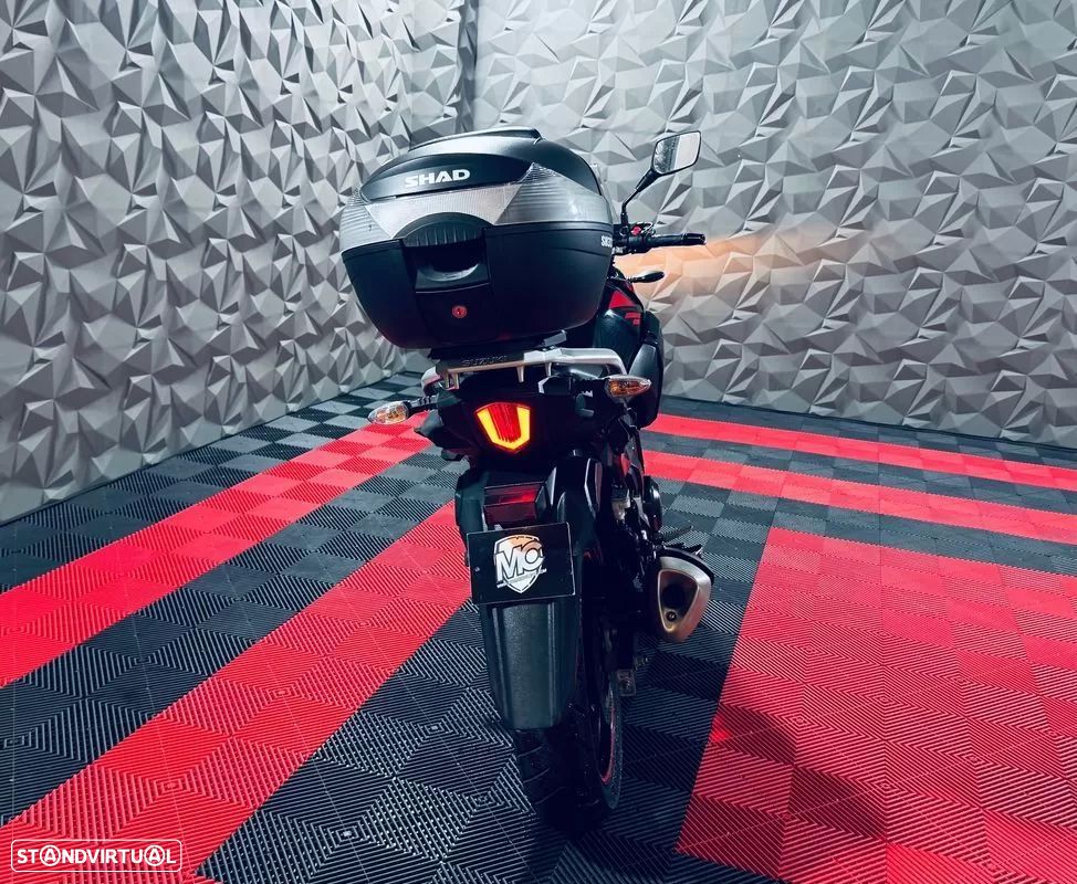 Suzuki V DL STROM 250 - 9