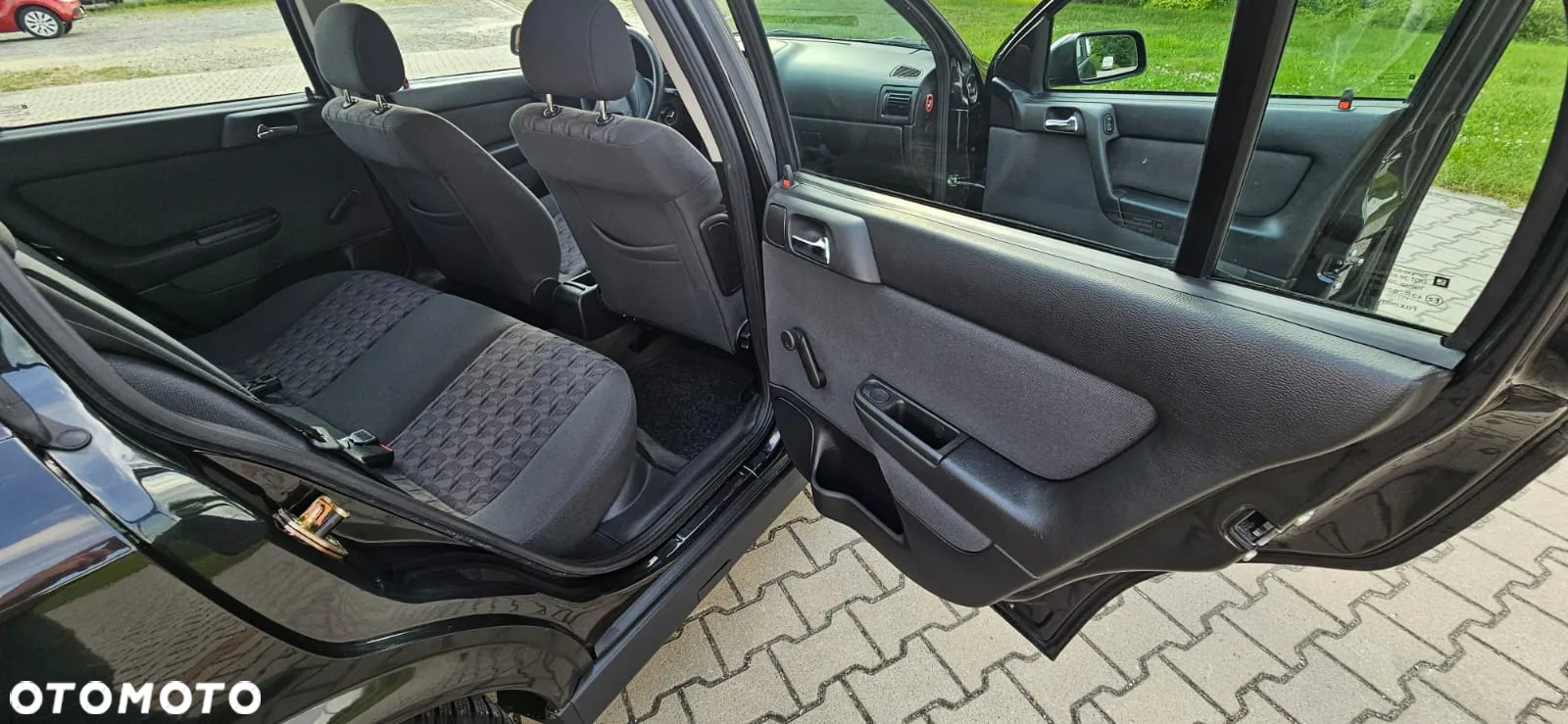 Opel Astra 1.6 Max - 18