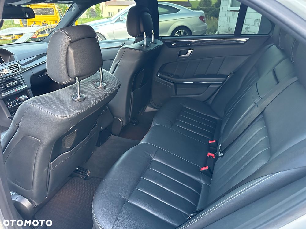 Mercedes-Benz Klasa E 220 CDI BlueEff Avantgarde - 8
