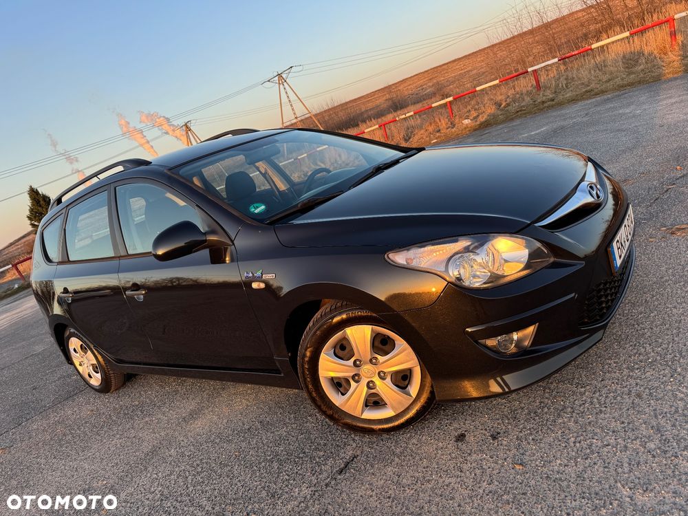 Hyundai i30 i30cw 1.4 blue Comfort - 4