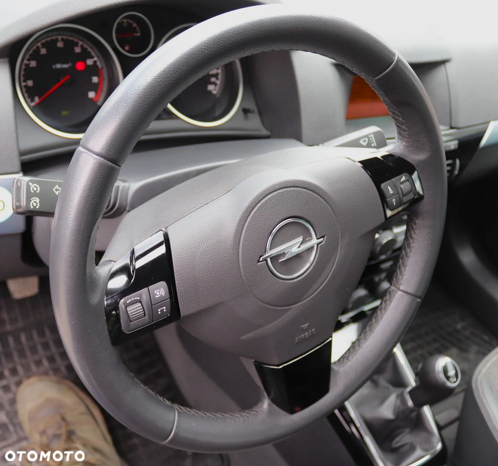 Opel Astra 1.6 Easytronic Innovation 110 Jahre - 23