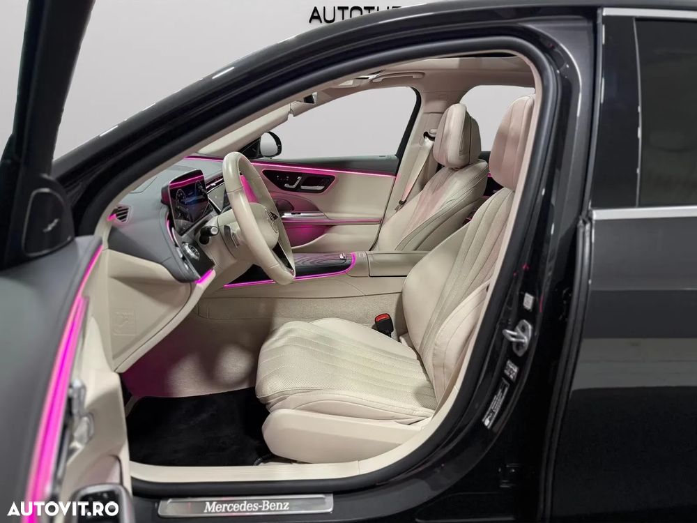 Mercedes-Benz E 400e 4Matic 9G-TRONIC - 10
