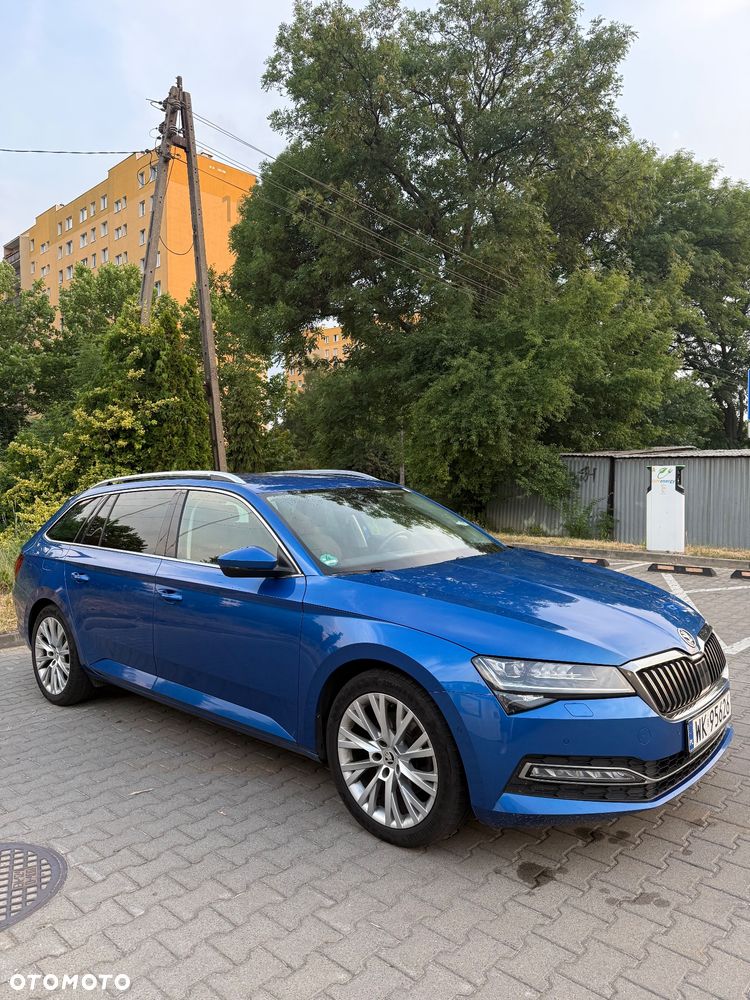 Skoda Superb 2.0 TDI SCR 4x4 Style DSG - 4