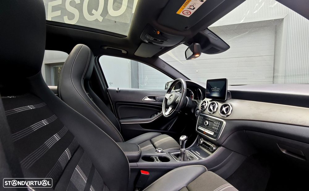 Mercedes-Benz GLA 180 d Urban - 13