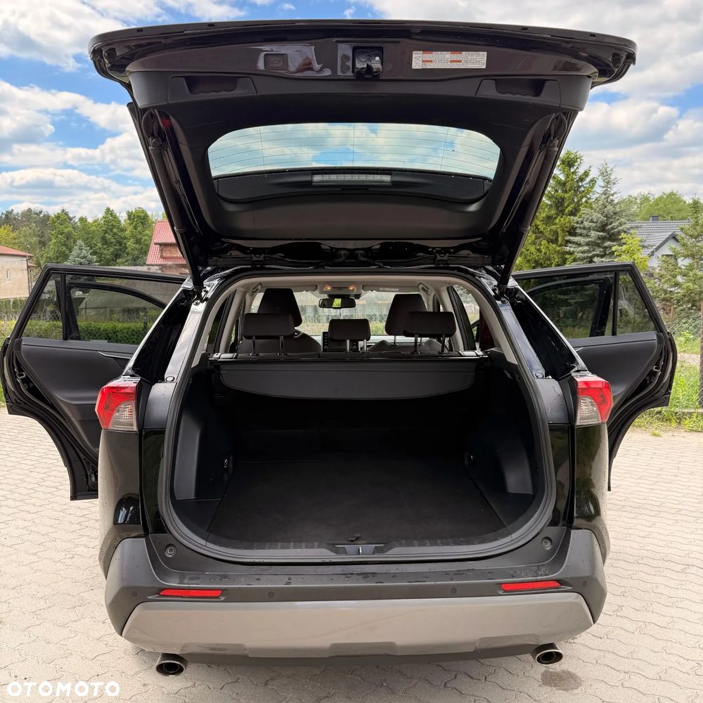 Toyota RAV4 - 10