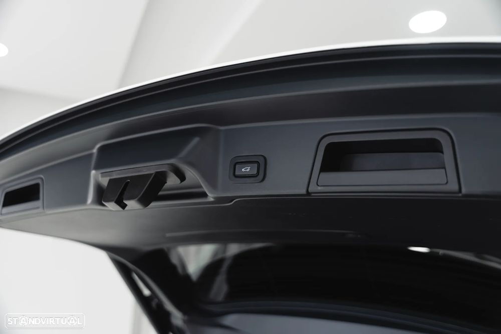 Land Rover Range Rover Evoque P300e R-Dynamic HSE - 22