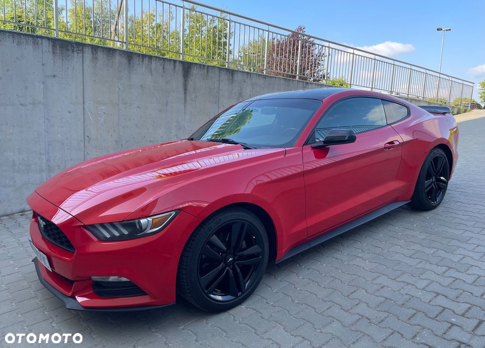 Ford Mustang - 7