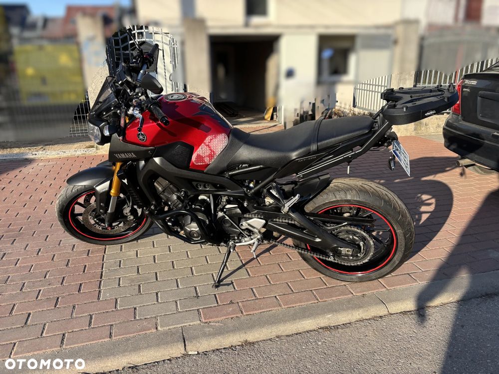 Yamaha MT - 2