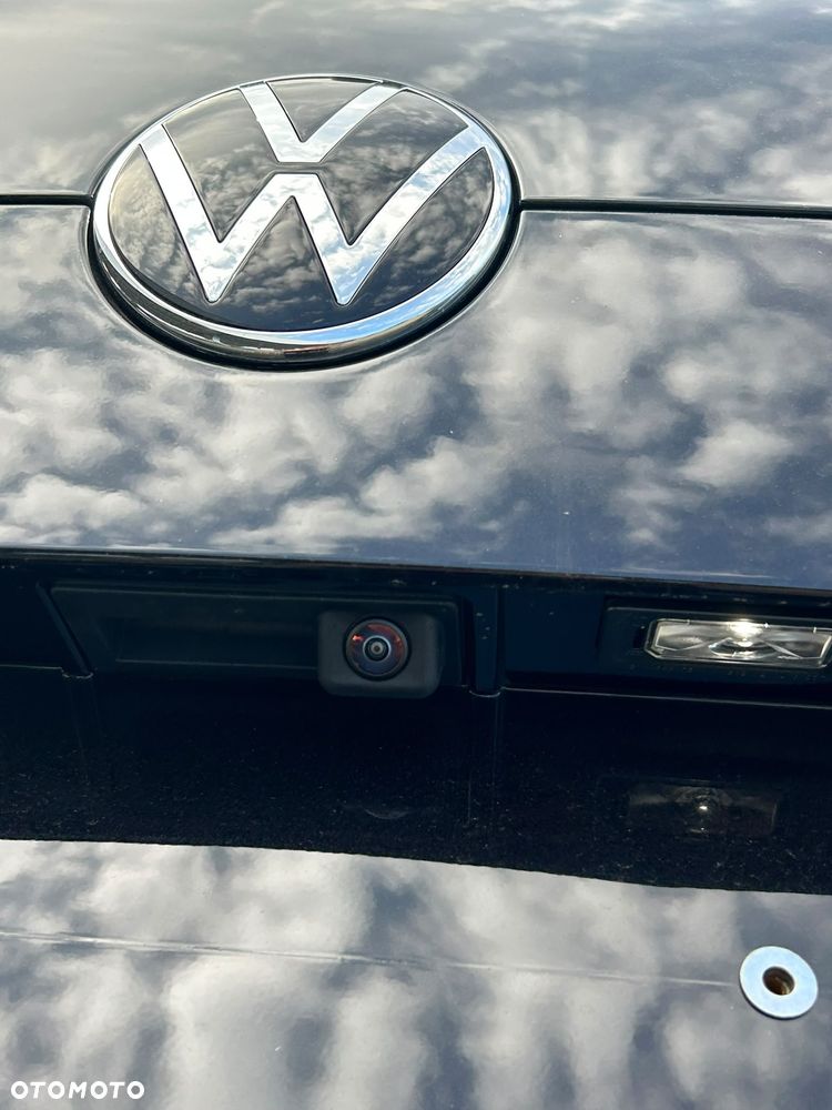 Volkswagen Multivan 2.0 TDI L2 Style DSG - 12