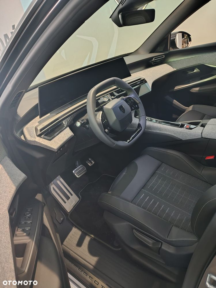 Peugeot 3008 1.2 PureTech mHEV GT E-DCS6 - 6