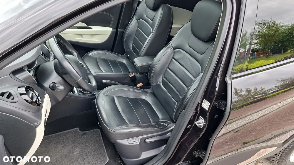 Renault Captur ENERGY TCe 120 Initiale Paris - 24