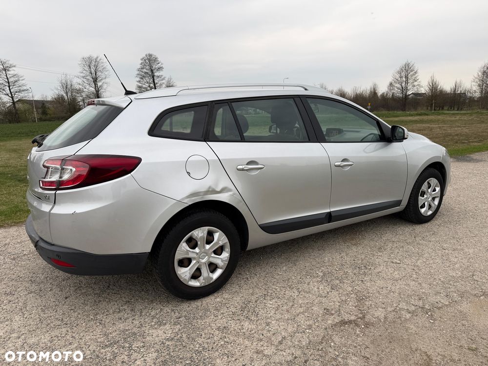 Renault Megane 1.5 dCi Dynamique - 5