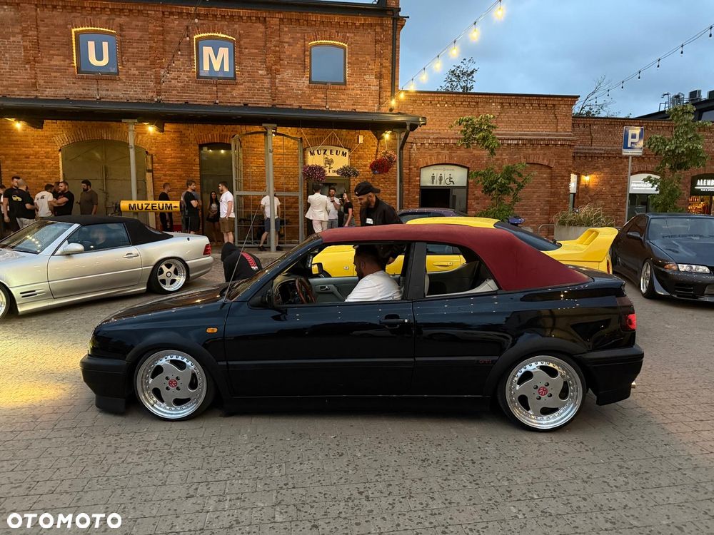 Volkswagen Golf - 12