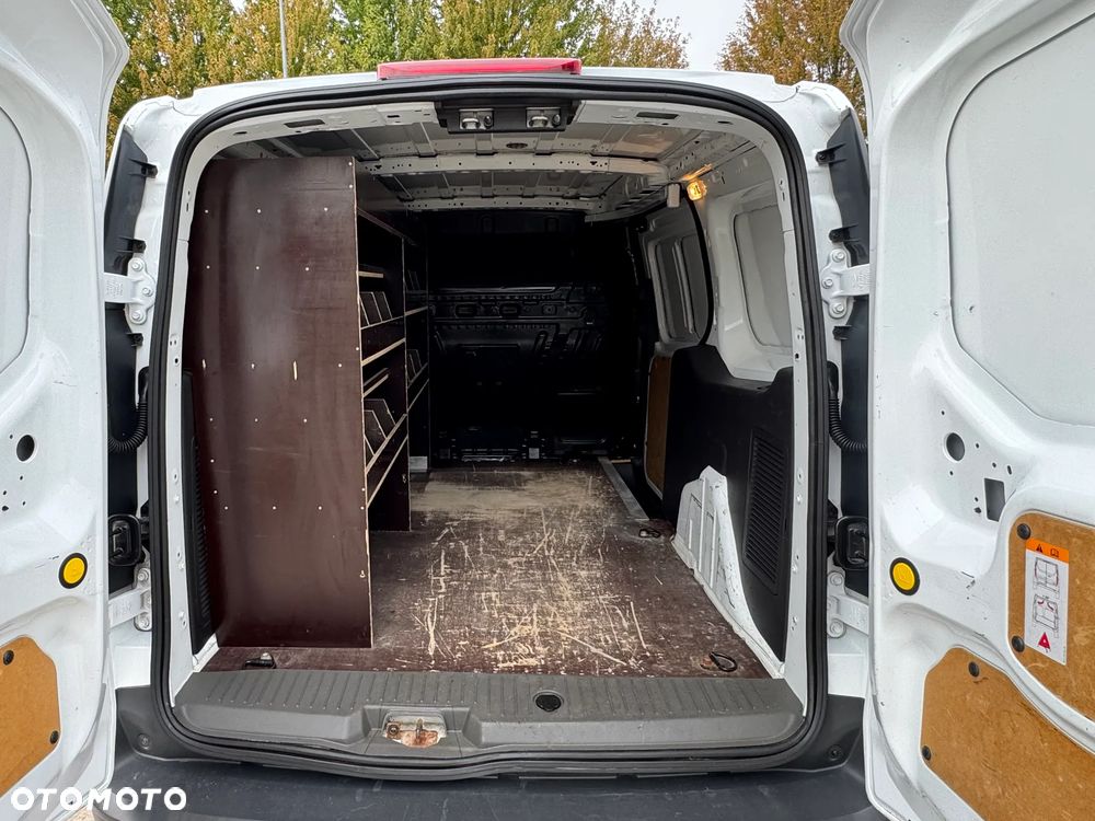 Ford Transit Connect - 10