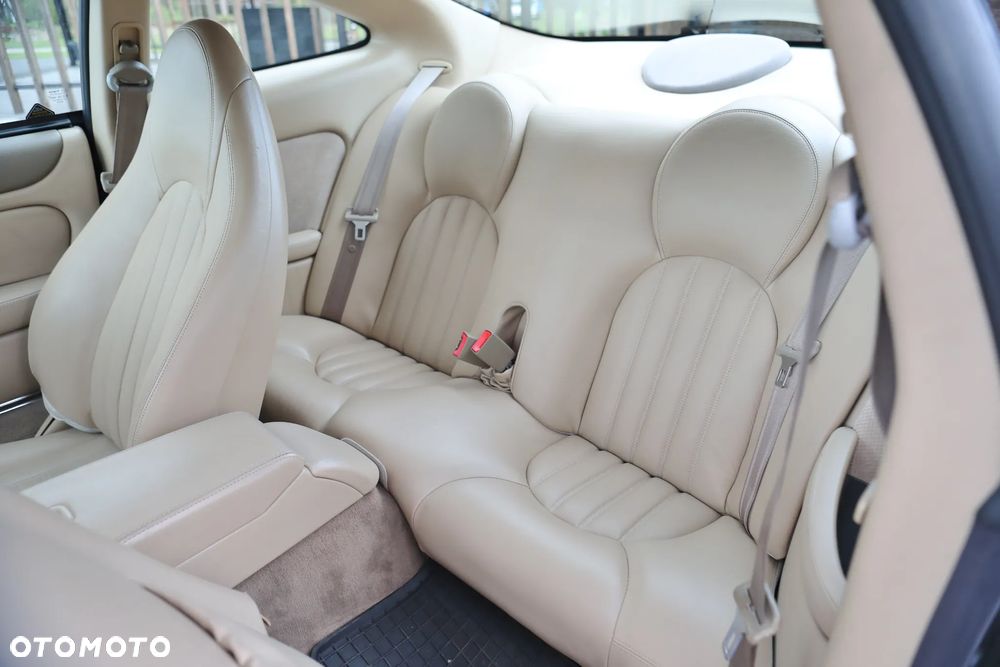 Jaguar XK XKR Coupe - 6