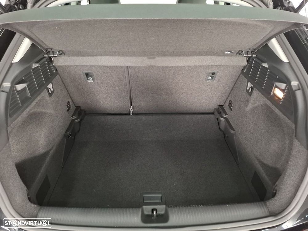 Audi Q2 1.0 TFSI Design S tronic - 26