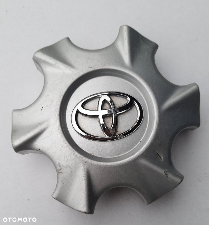 Dekielki Kołpaczki Kapsle 139/106Mm Toyota