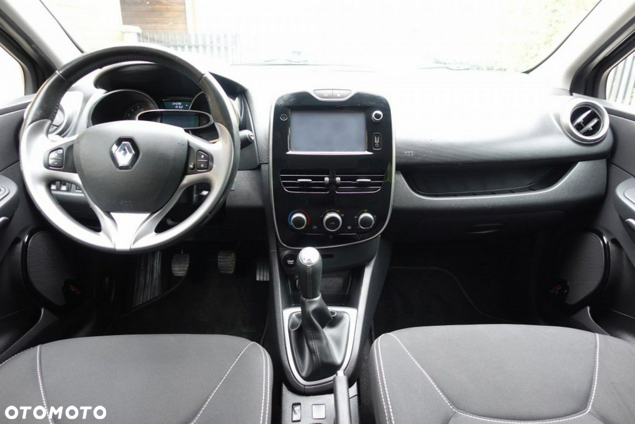 Renault Clio - 14