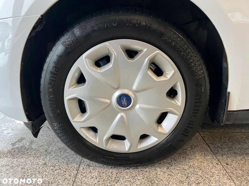 Ford Connect - 8