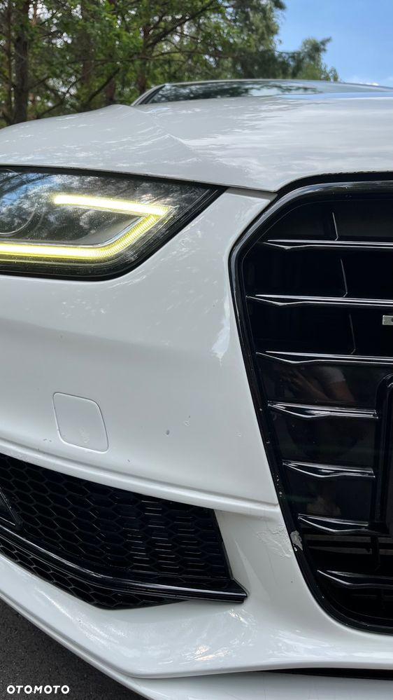 Audi A4 Limousine - 33