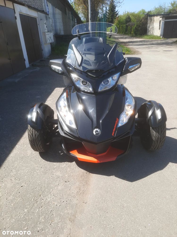 Can-Am Spyder - 3