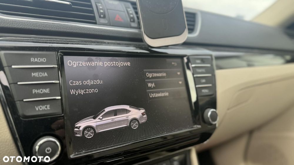 Skoda Superb 2.0 TDI 4x4 DSG L&K - 7