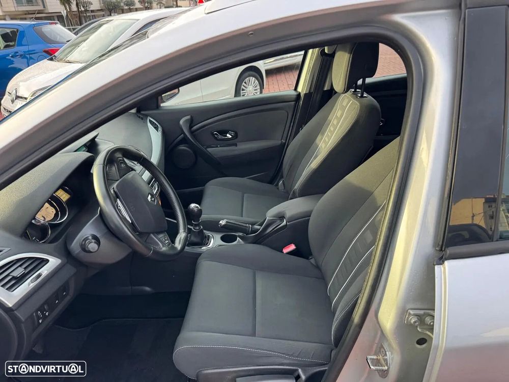 Renault Mégane Sport Tourer 1.5 dCi Limited - 6