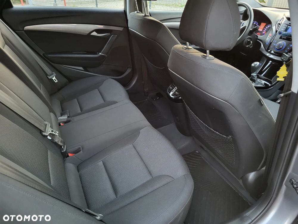 Hyundai i40 1.7 CRDi BlueDrive Classic - 16