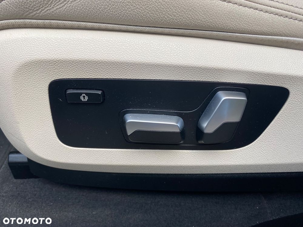 BMW X5 xDrive25d sport - 11