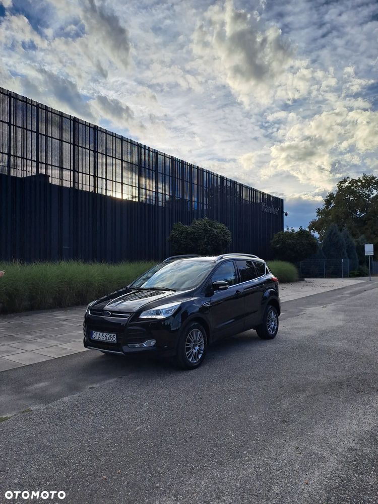 Ford Kuga - 1