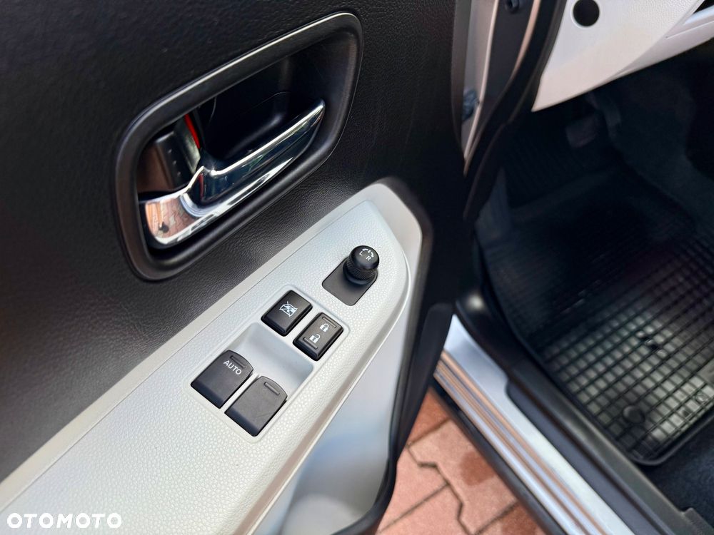 Suzuki Ignis 1.2 Premium AGS - 33