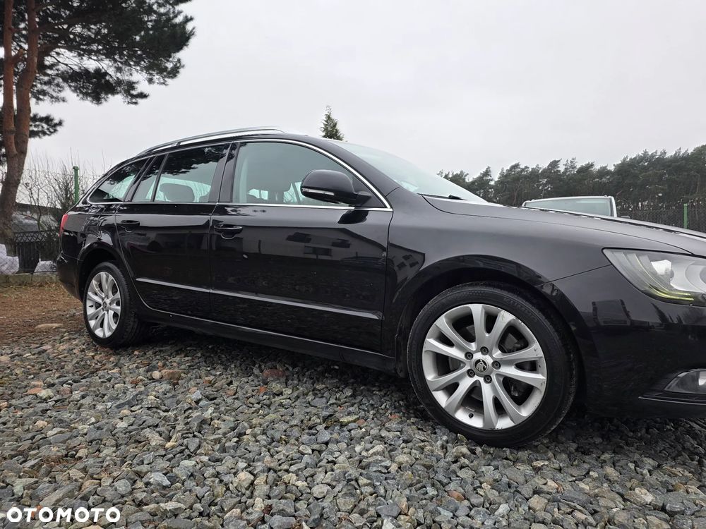 Skoda Superb 2.0 TDI Ambition Outdoor DSG - 11
