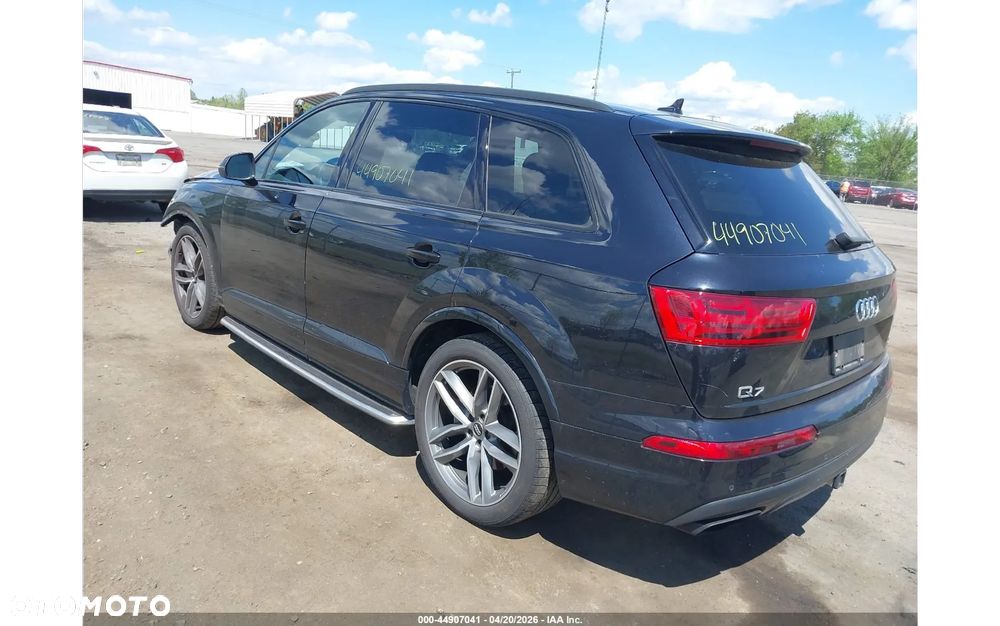 Audi Q7 - 3