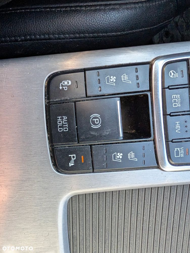 Kia Optima Plug-in Hybrid - 11