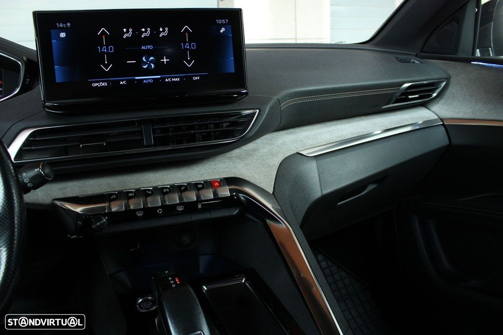 Peugeot 5008 1.5 BlueHDi GT EAT8 - 32