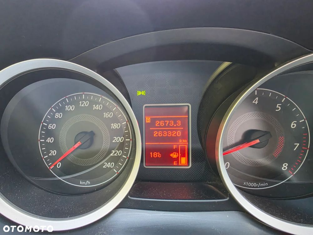 Mitsubishi Lancer 1.8 Inform LPG - 10