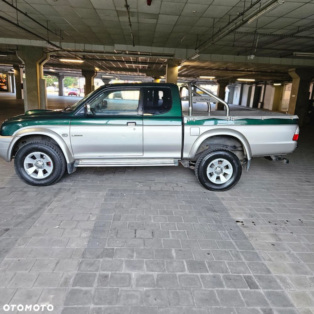 Mitsubishi L200 Pick Up 4x4 Intense Club Cab - 27