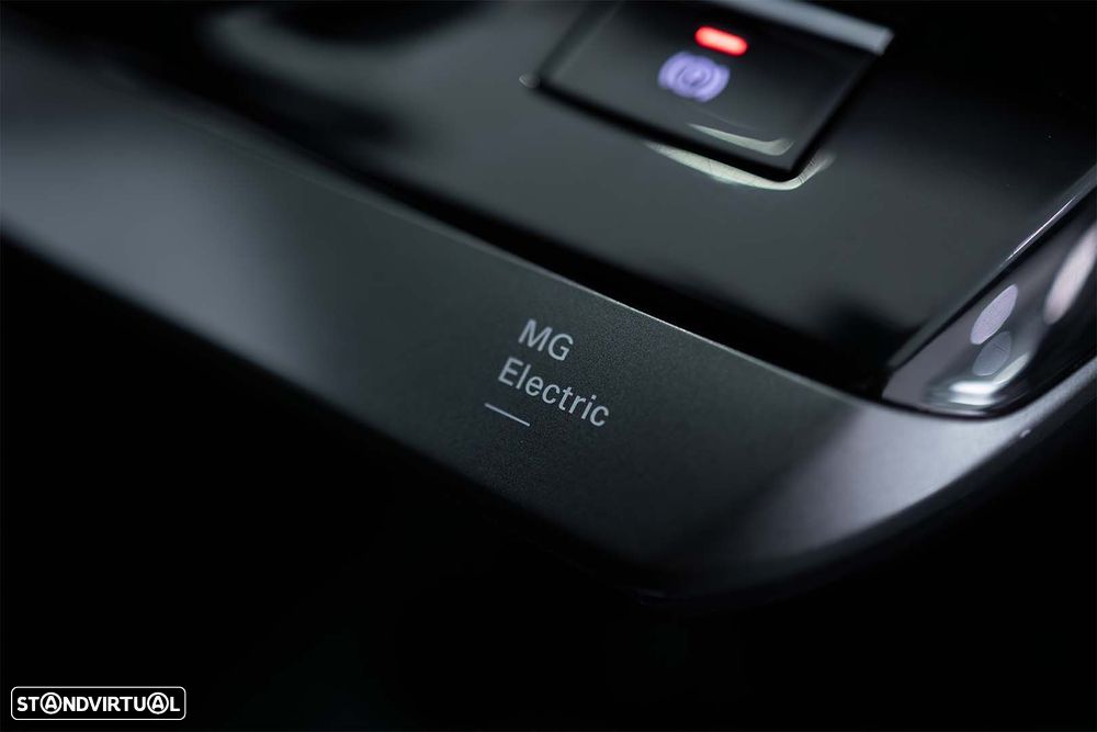 MG MG4 64 kWh Luxury - 41