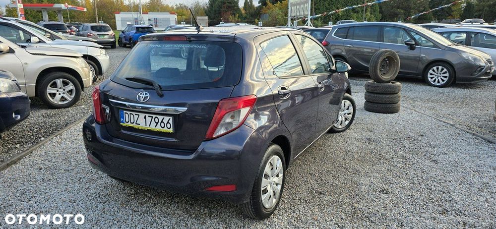 Toyota Yaris - 14