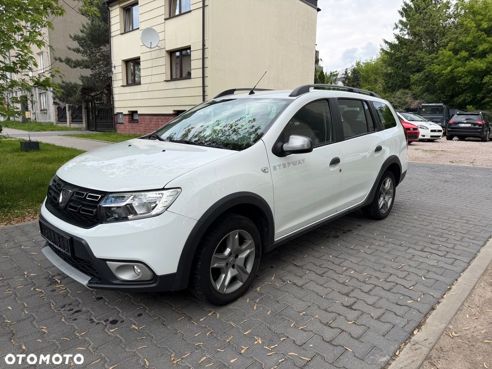 Dacia Logan 0.9 TCe Stepway S&S - 4