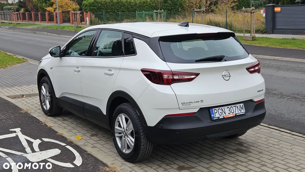 Opel Grandland X 1.5 D Start/Stop Color Line - 12