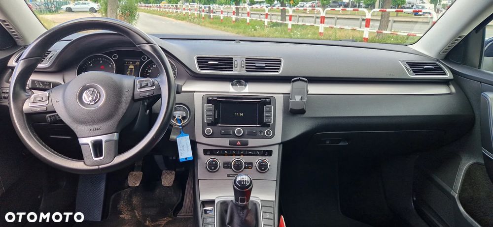 Volkswagen Passat Variant 1.6 TDI BlueMotion Technology Comfortline - 15