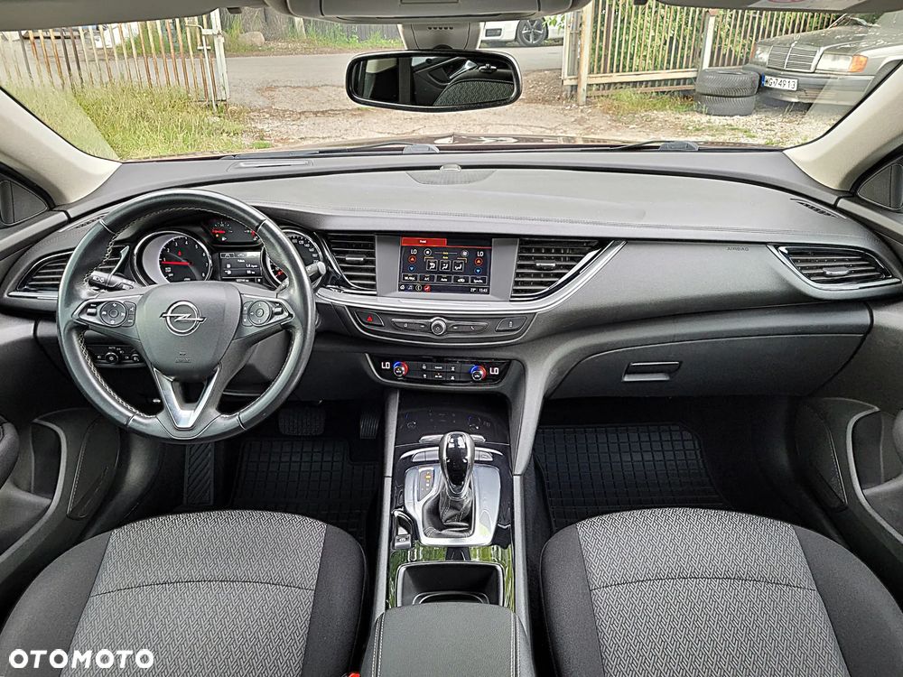 Opel Insignia 1.5 T Innovation S&S - 10