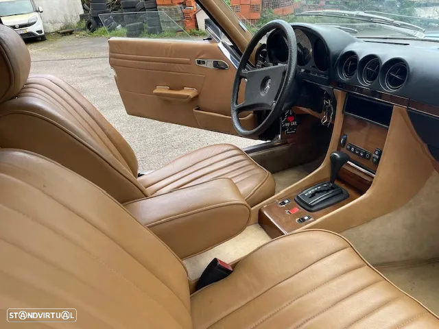 Mercedes-Benz SL 380 - 24