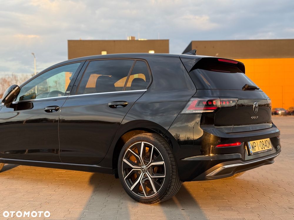 Volkswagen Golf 1.5 eTSI OPF DSG Edition 50 - 6
