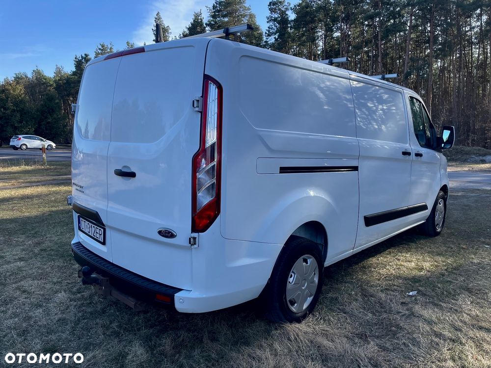 Ford Transit Custom Van - 5