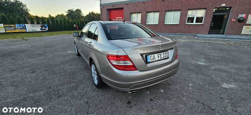 Mercedes-Benz Klasa C 200 7G-TRONIC Avantgarde Edition - 4