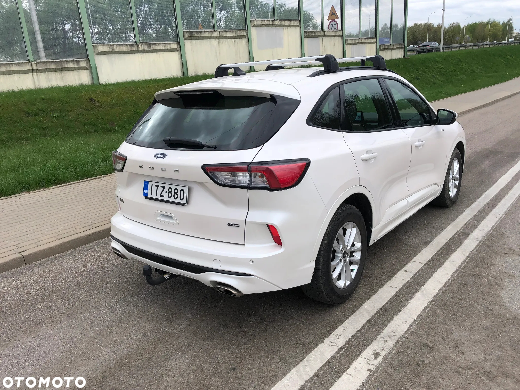 Ford Kuga - 4