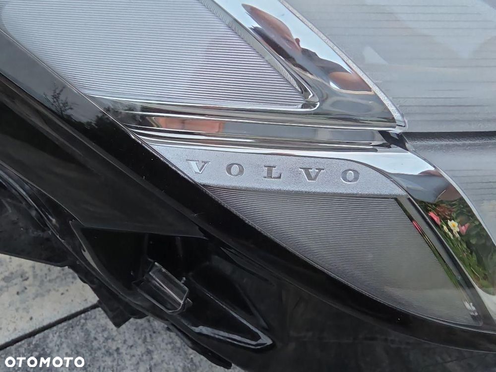 VOLVO S90 V90 II 2 LIFT Lampa prawa przód Full Led MID Led 32228683 - 5